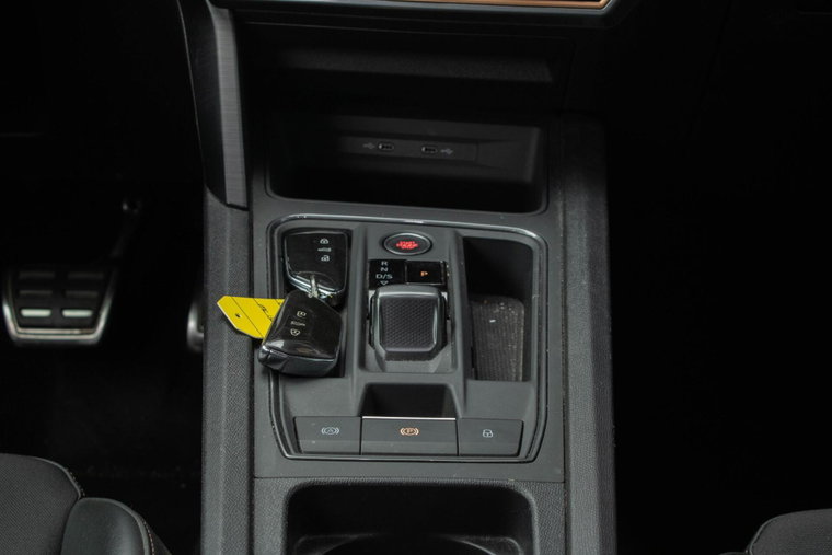 Vehicle Image 38