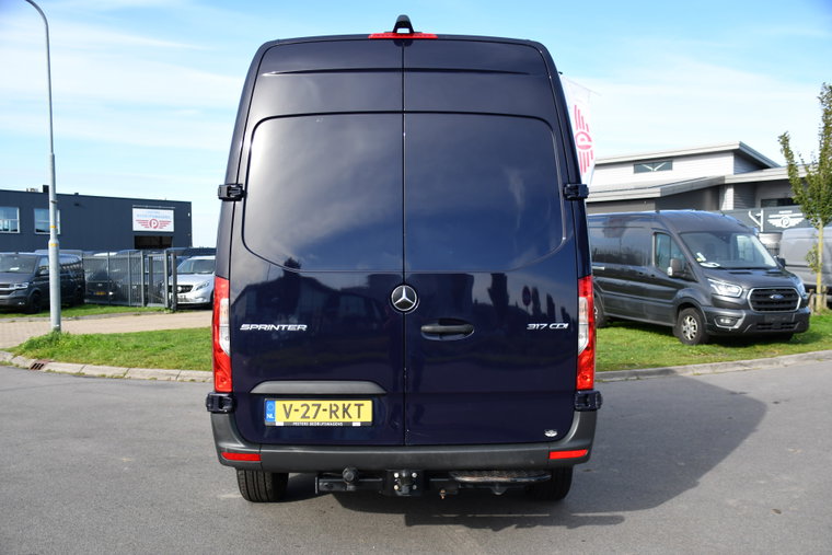 Vehicle Image 34