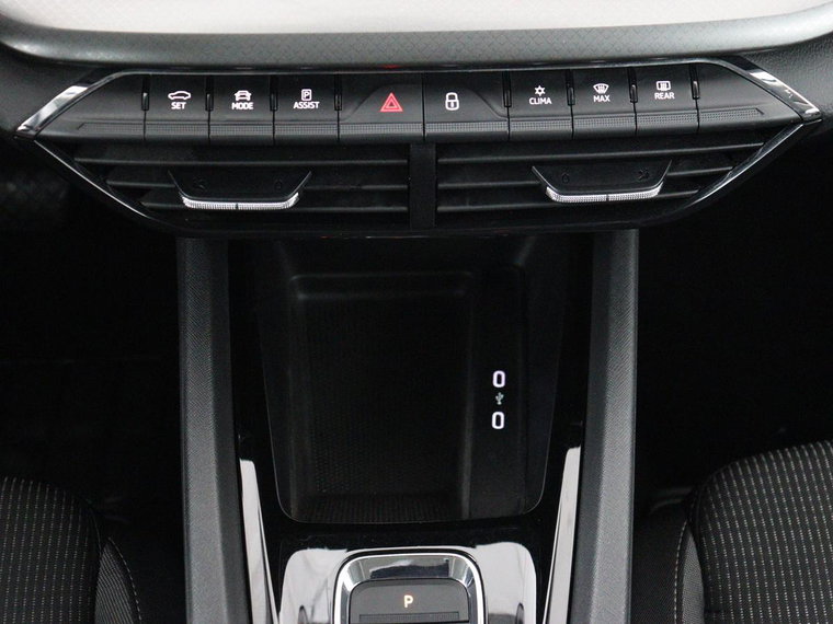 Vehicle Image 27