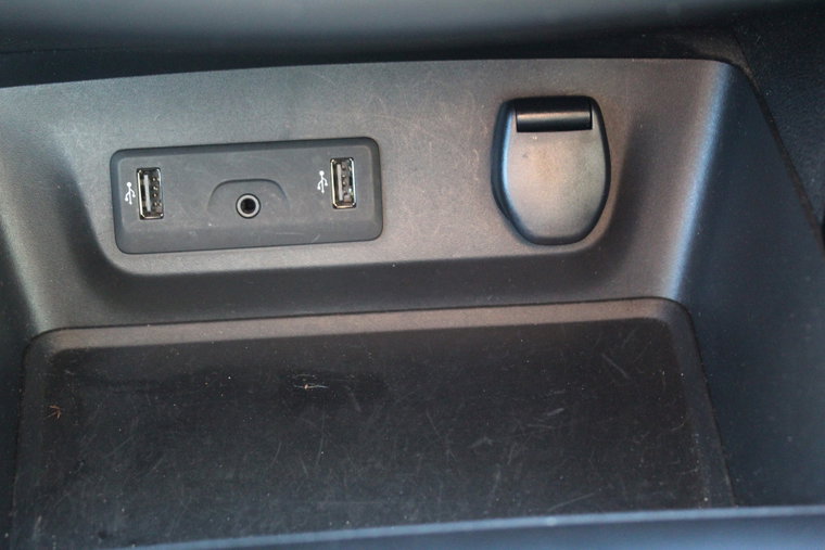 Vehicle Image 23
