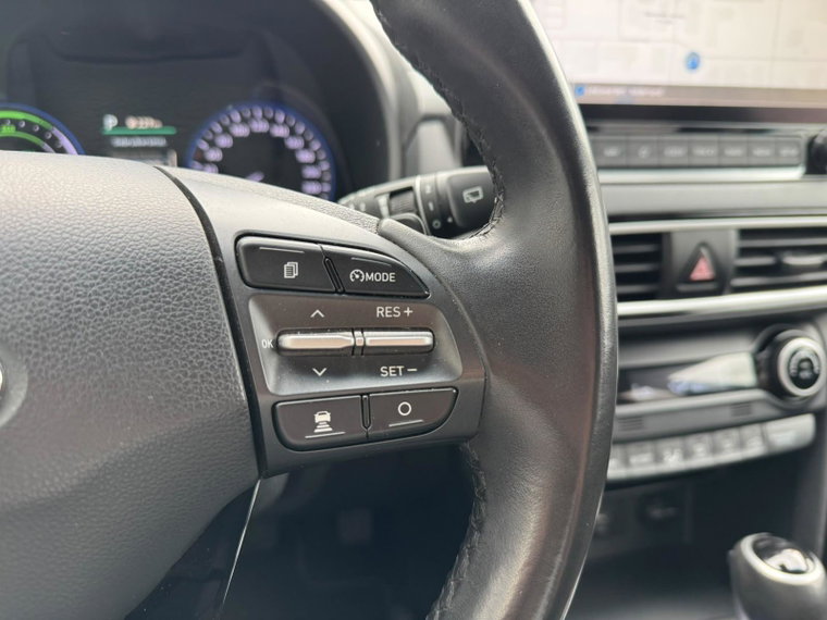 Vehicle Image 32