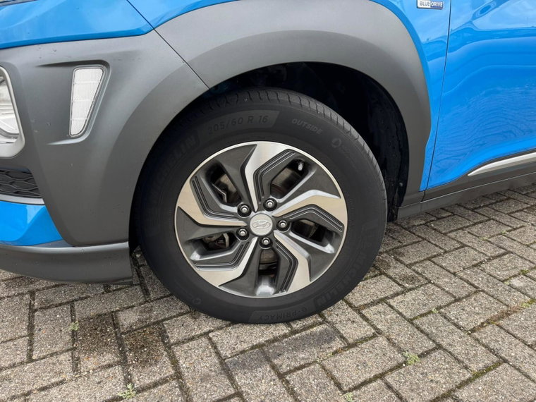 Vehicle Image 45