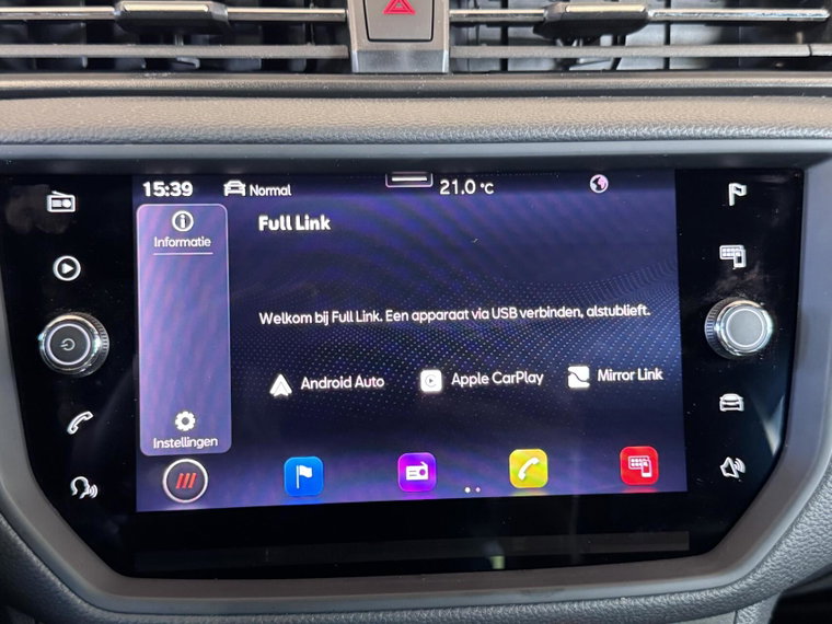 Vehicle Image 17