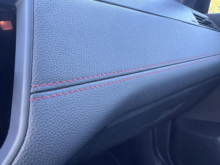 Vehicle Image 23