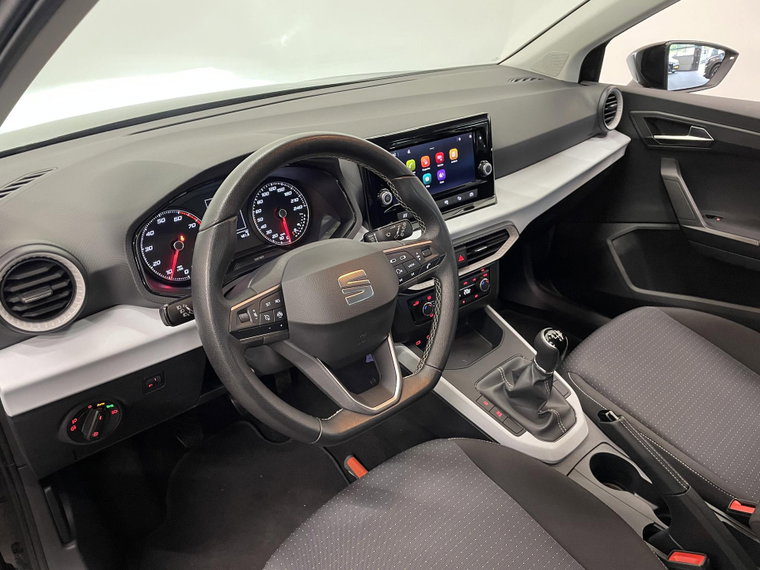 Vehicle Image 10