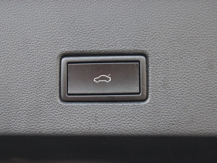 Vehicle Image 41