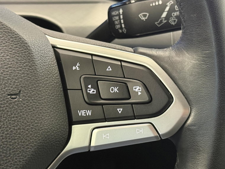Vehicle Image 26