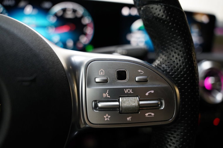 Vehicle Image 36