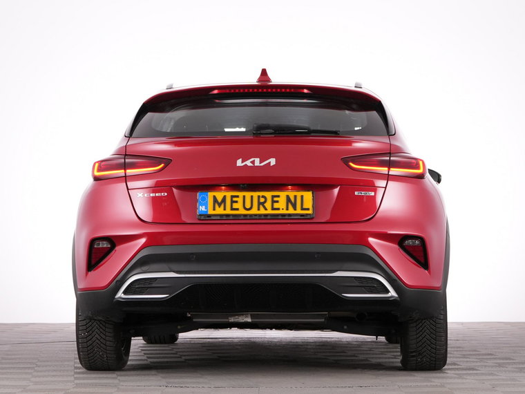 Vehicle Image 32