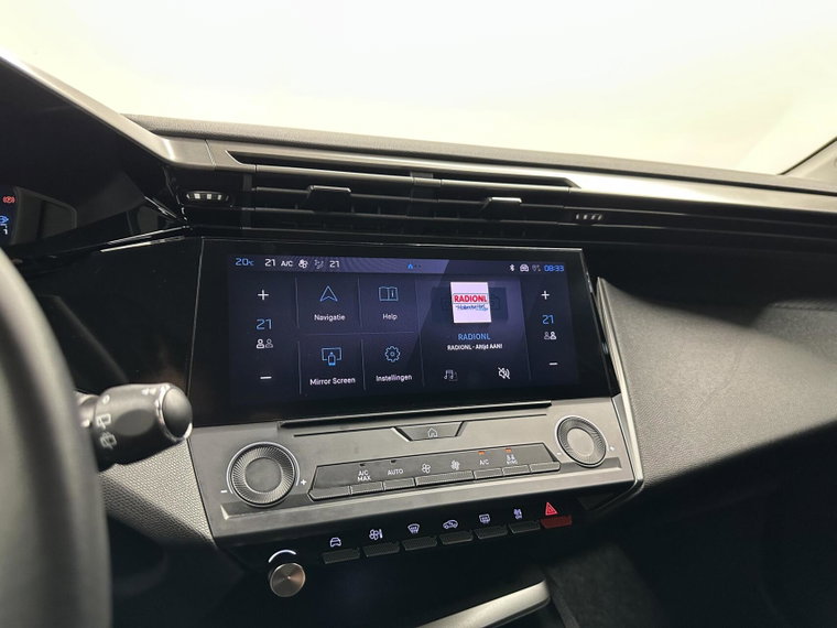Vehicle Image 39