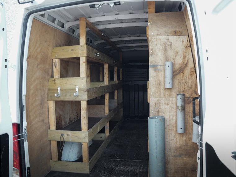 Vehicle Image 25