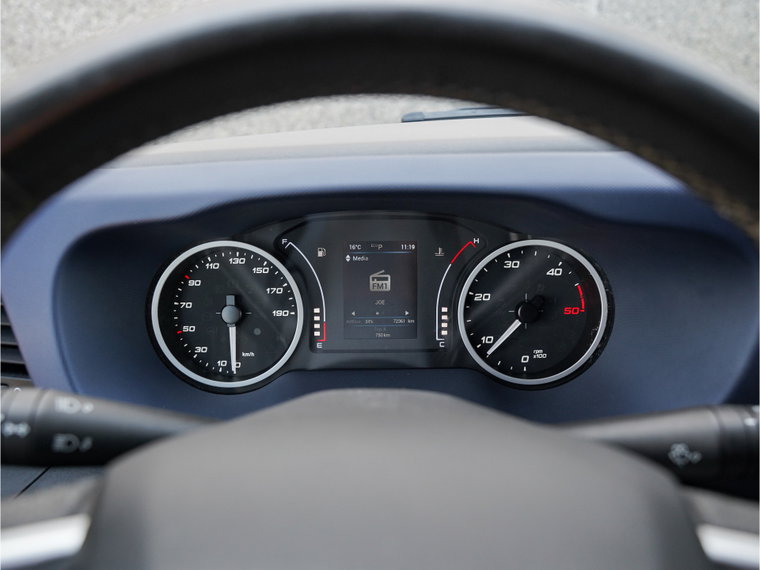 Vehicle Image 30