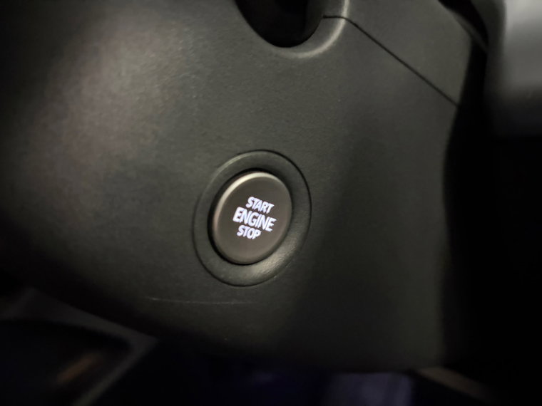 Vehicle Image 40