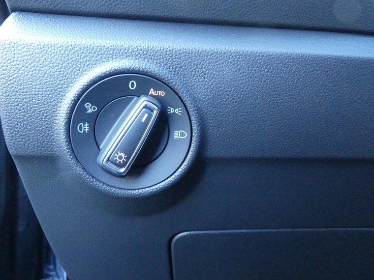 Vehicle Image 29