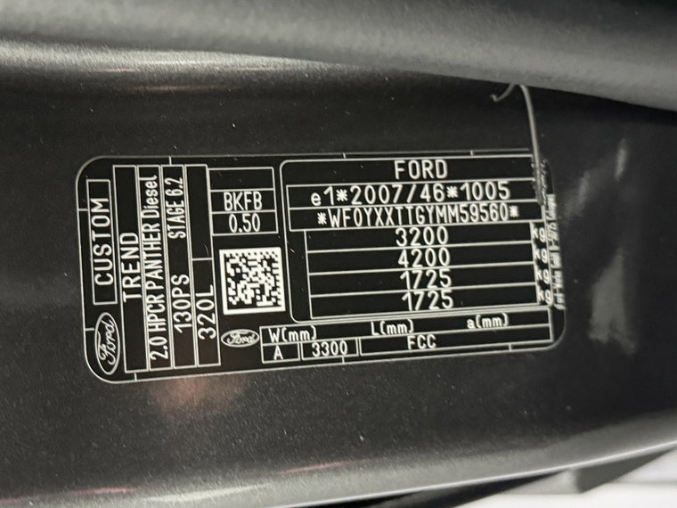 Vehicle Image 25