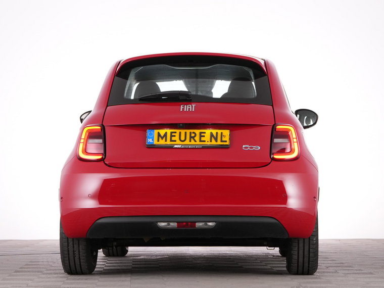 Vehicle Image 33