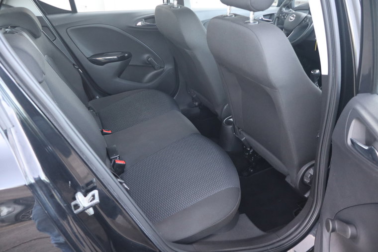 Vehicle Image 17