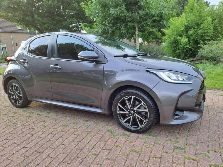 Vehicle Image 13