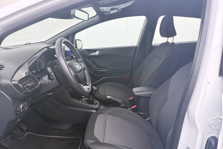 Vehicle Image 10