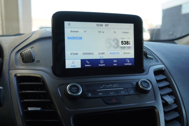 Vehicle Image 13