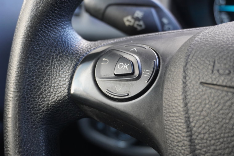 Vehicle Image 16