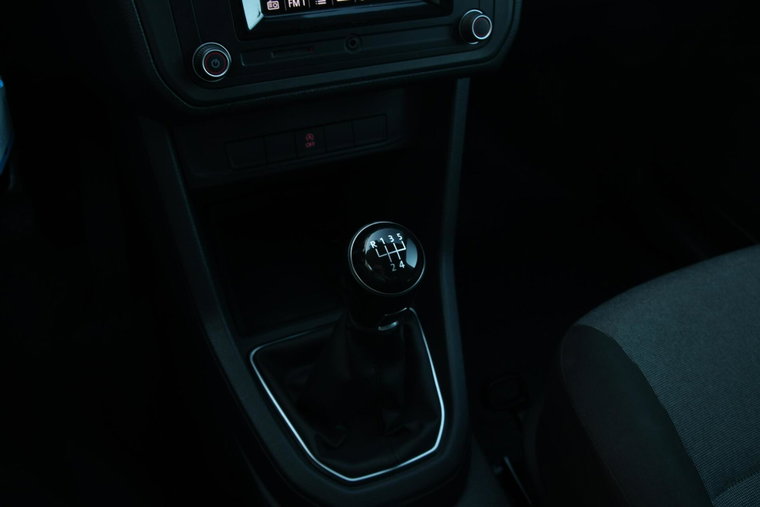 Vehicle Image 28