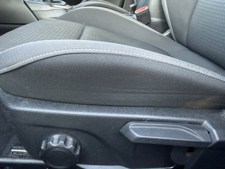 Vehicle Image 27