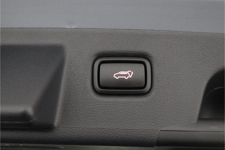 Vehicle Image 42