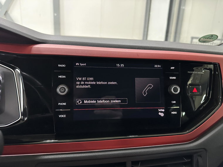 Vehicle Image 18