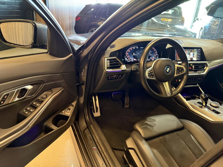 Vehicle Image 40