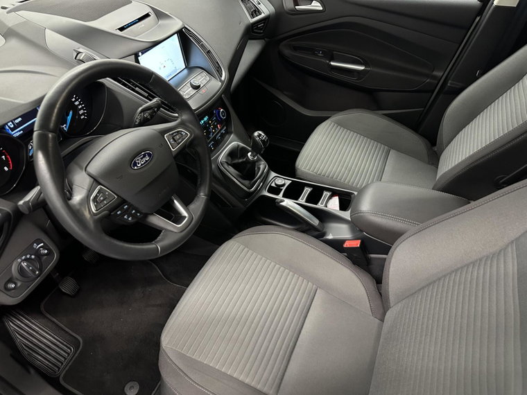 Vehicle Image 18