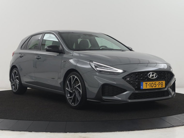 Vehicle Image 35