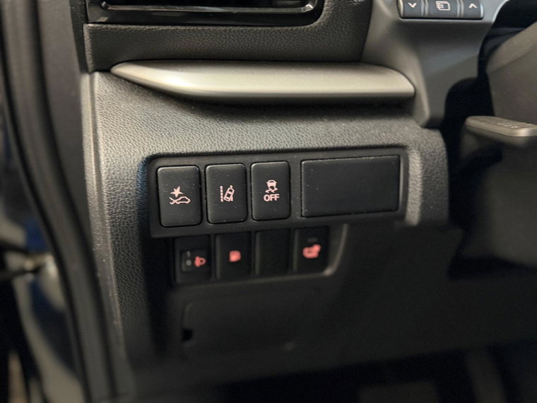 Vehicle Image 29
