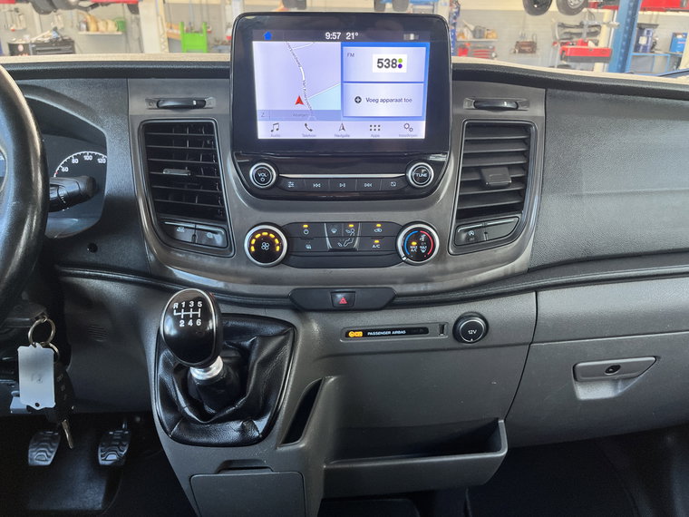 Vehicle Image 13