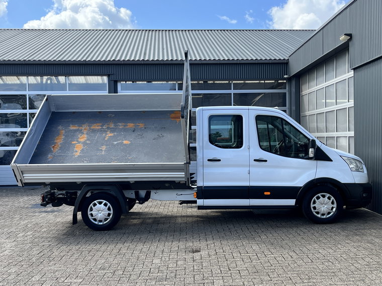 Vehicle Image 23