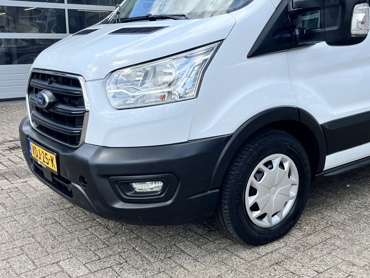 Vehicle Image 26