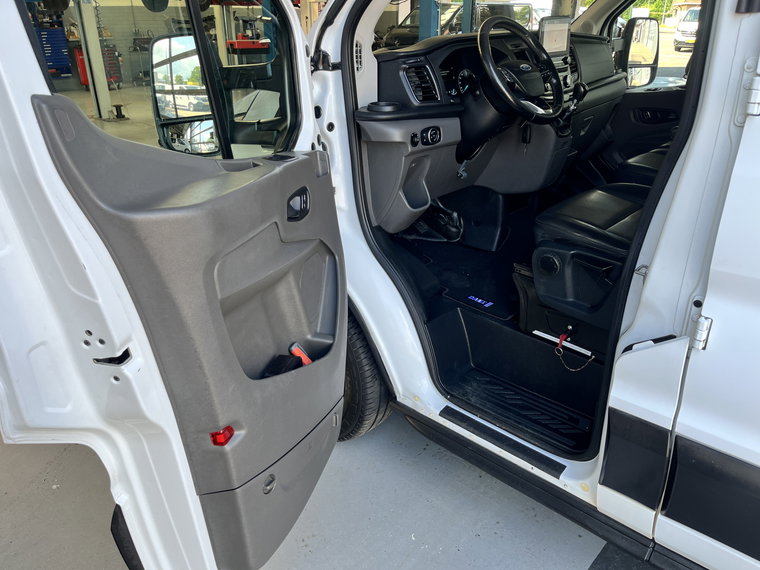 Vehicle Image 31
