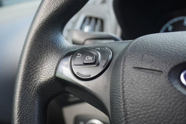 Vehicle Image 14