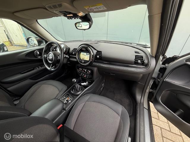 Vehicle Image 40