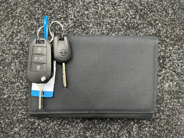 Vehicle Image 36