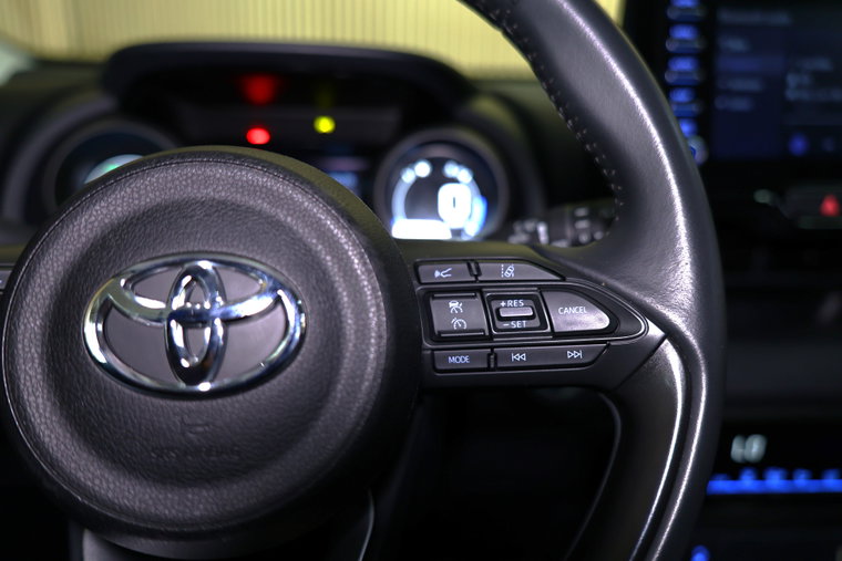 Vehicle Image 15