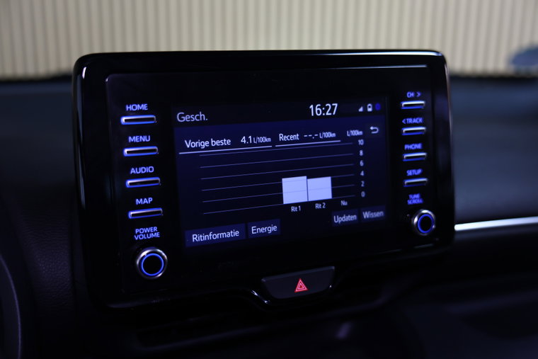Vehicle Image 23
