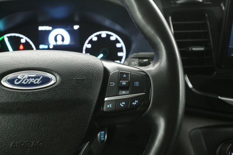 Vehicle Image 22