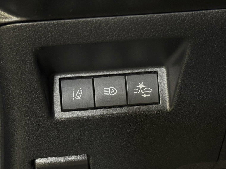 Vehicle Image 26