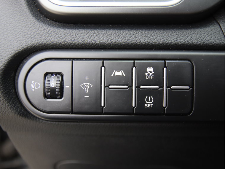 Vehicle Image 33