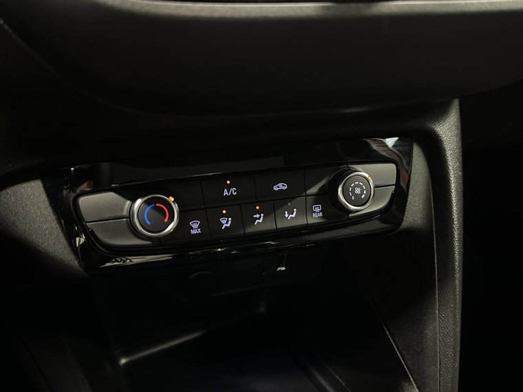 Vehicle Image 45