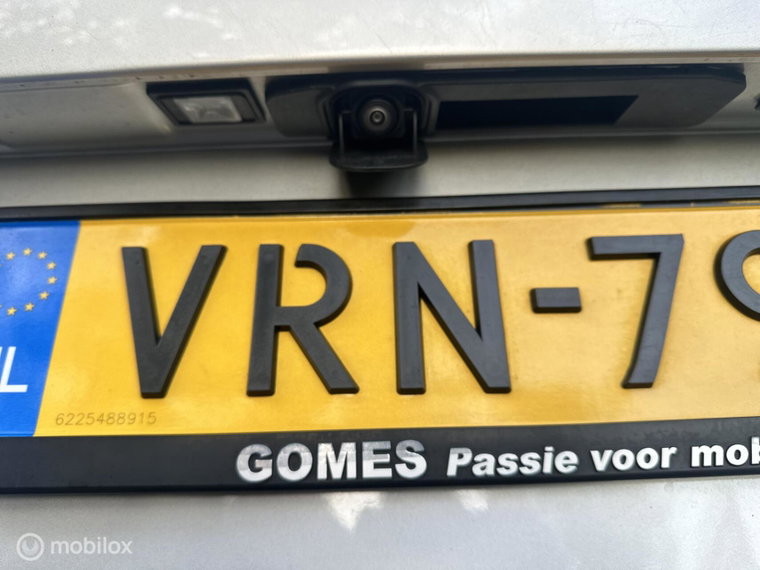 Vehicle Image 33