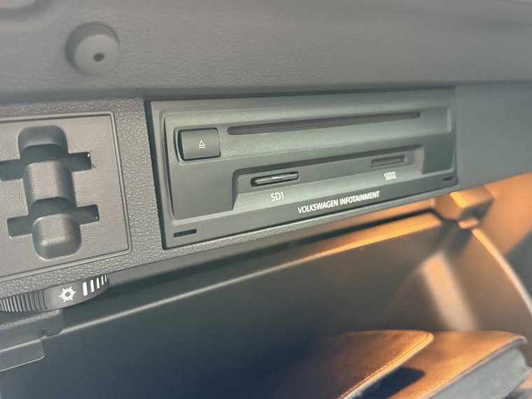 Vehicle Image 35