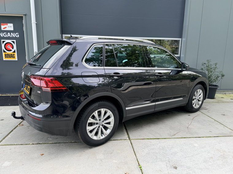Vehicle Image 45