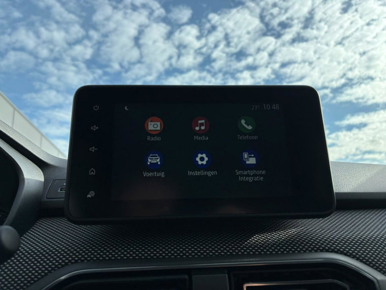 Vehicle Image 17